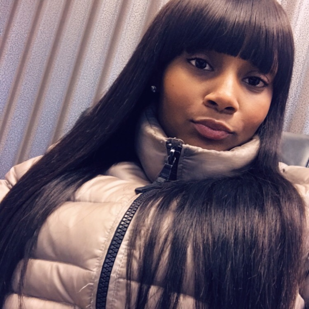 Meet your Posher, Ayanna